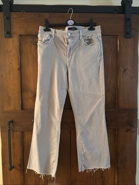 Women’s Light Beige Bootcut Jeans with Raw Hem